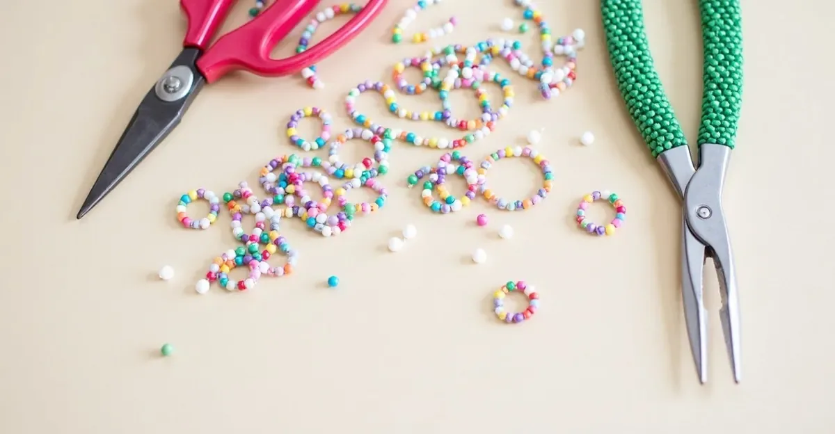 Jak zrobić bransoletkę z koralików – Przewodnik krok po kroku