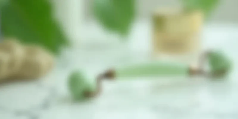 Roller do twarzy – Jak używać i jakie ma korzyści?